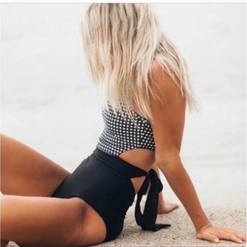 Albion Fit one piece swimsuit